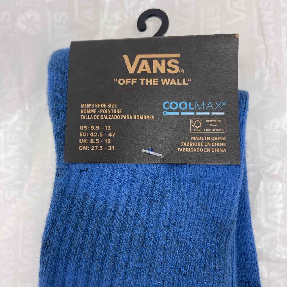 VANS Crew socks 
VANS PERFORMANCE SOCKS
COOLMAX® FIBER WITH WICKING TECHNOLOGY - Picture 11 of 16